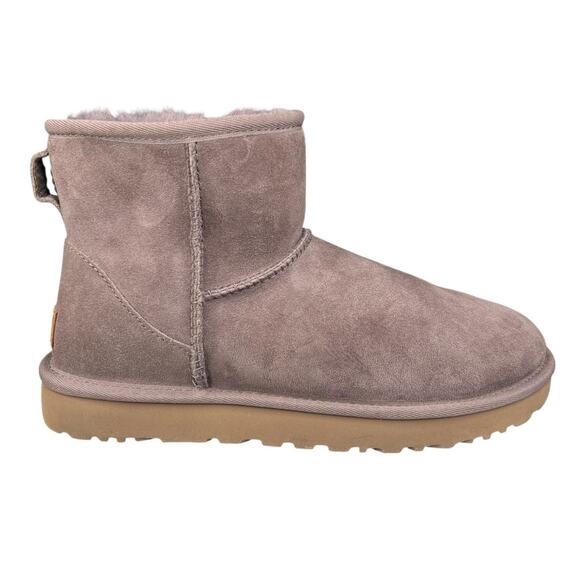 UGG Women’s Classic Mini !! Brown Suede Winter Boot SIze US 10 - Picture 1 of 10